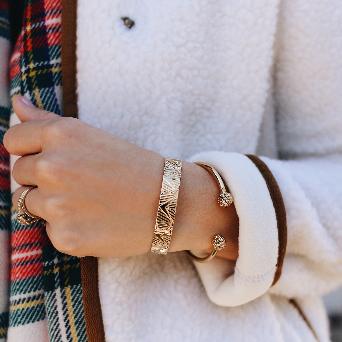 Eterna Bangle